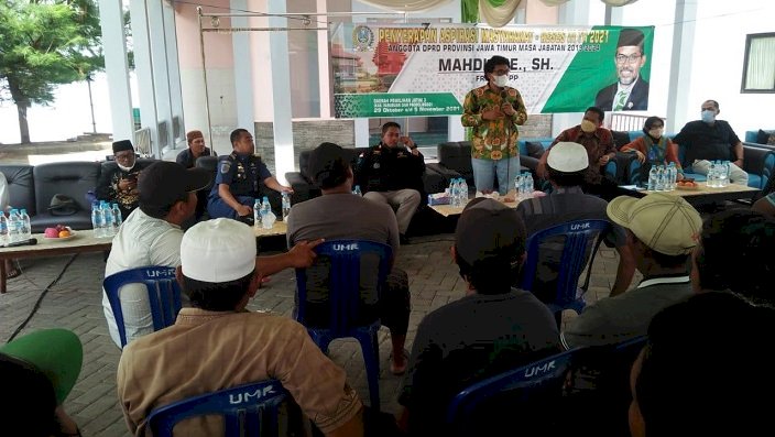 Nelayan Gili Ketapang Keluhkan Dokumen Perizinan Tangkap Ikan di Laut