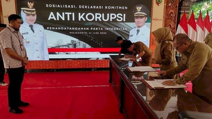 Dari Bupati hingga Lurah di Kabupaten Mojokerto Teken Pakta Integritas Anti Korupsi di Hadapan KPK