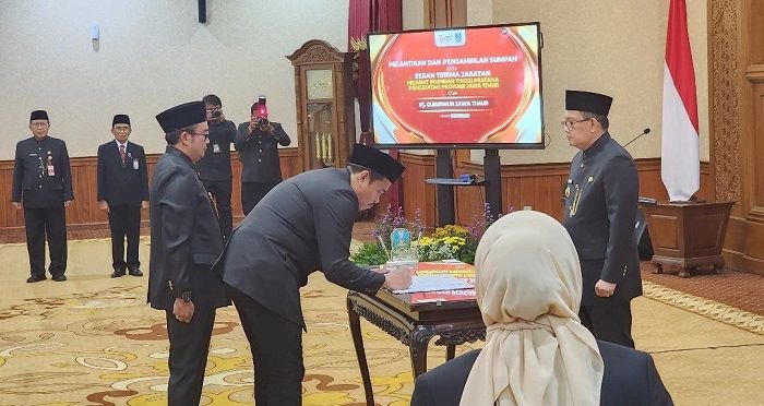 Mutasi di Pemprov Jatim Kembali Bergulir,  Pj Gubernur Lantik 15 Pejabat Eselon II
