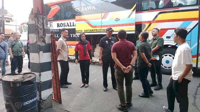 Opsgab Rokok Ilegal Libatkan Polda dan Kodam V/Brawijaya, Datangi Gudang Ekspedisi dan Geledah Bus Antarkota dan Truk Boks di Jalan Raya