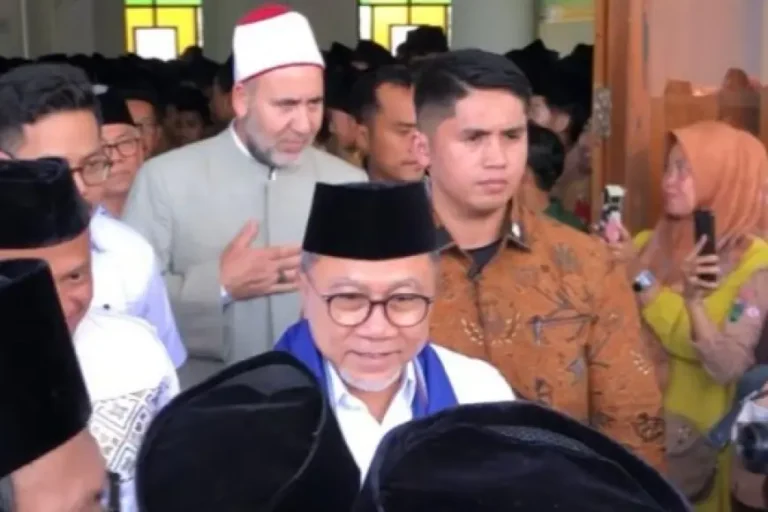 Kunjungi Mojokerto, Menko Pangan Sebut Dua Hari Lagi Dana Kopdes Merah Putih Cair