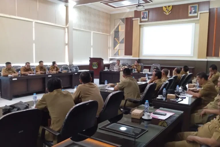 Sekda Bondowoso Soroti Kinerja Camat dalam Realisasi PBB&P2, Ungkap Permasalahan di Desa