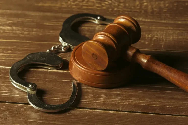 Amnesty Kecam Penangkapan Aktivis dan Pegiat Literasi di Kediri: Ancaman Kebebasan Berekspresi  