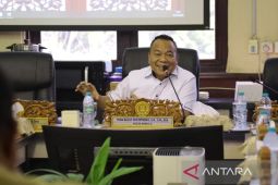 Komisi A DPRD Surabaya minta pemkot tinjau ulang bantuan pendidikan