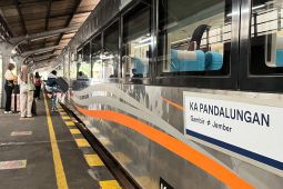KA Pandalungan mengalami kelambatan 10 jam lebih akibat anjloknya kereta