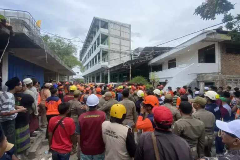 Kegagalan Konstruksi Penyebab Ambruknya Musala Ponpes Al&Khoziny