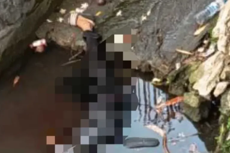 Temuan Mayat di Selokan Jalan Kartini Gresik Gegerkan Warga