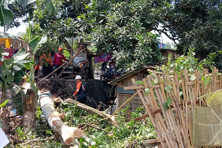 Tujuh Rumah Warga di Blitar Rusak, Dampak Hujan Deras Disertai Angin Kencang