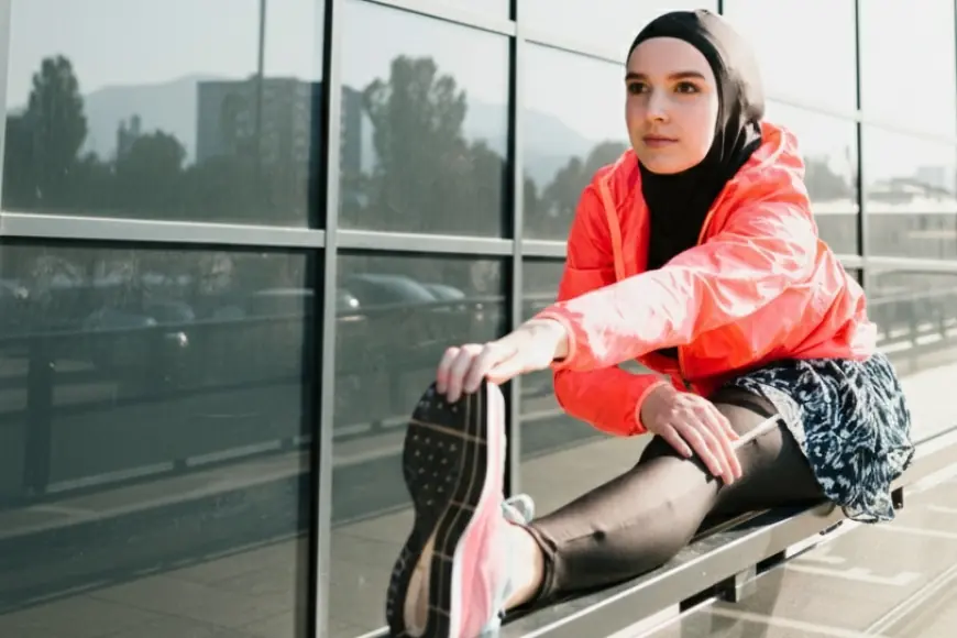 Tight atau Loose? Cerita di Balik Pilihan Outfit Gym Perempuan