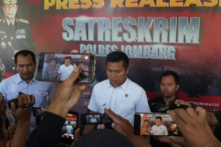 Resedivis Pembobol Toko di Jombang Menyerahkan Diri ke Polisi