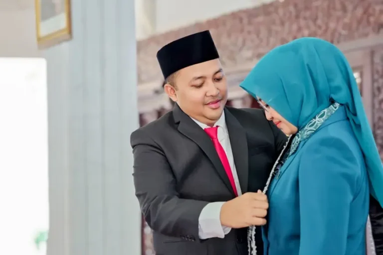 Mela Rusdi Dikukuhkan Langsung Oleh Bupati Pasuruan Menjadi Bunda PAUD