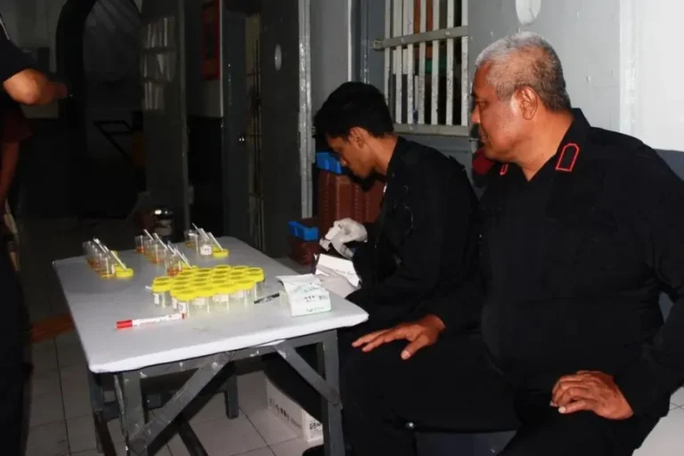 Lapas Kelas IIB Bondowoso Gelar Razia Gabungan dan Tes Urine, Seluruh Warga Binaan Negatif Narkoba