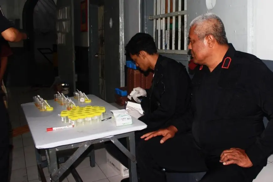 Lapas Kelas IIB Bondowoso Gelar Razia Gabungan dan Tes Urine, Seluruh Warga Binaan Negatif Narkoba
