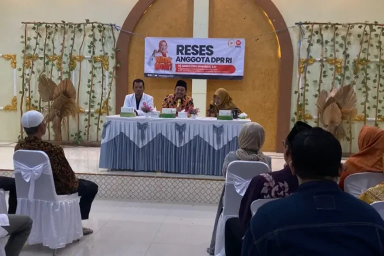 Legislator DPR RI dari PKS Turun ke Nganjuk Cari Solusi Kelangkaan Air Bersih dan Irigasi