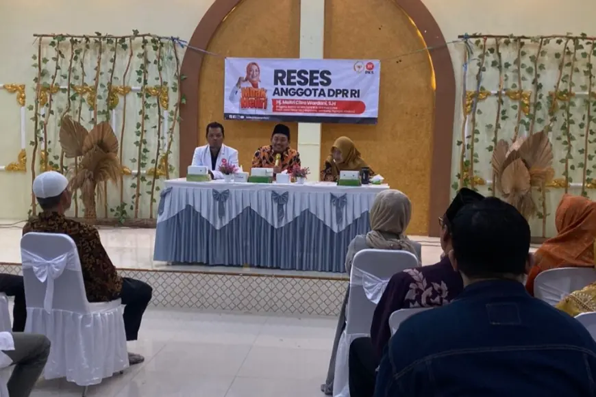 Legislator DPR RI dari PKS Turun ke Nganjuk Cari Solusi Kelangkaan Air Bersih dan Irigasi