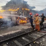 Dua Bangunan Cafe di Gresik Dilalap Api, 2 Pekerja Wanita Terluka Bakar