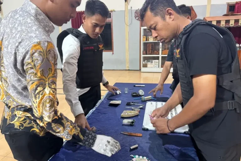 Razia Gabungan di Lapas Tulungagung, Petugas Temukan Barang Terlarang di Kamar Warga Binaan