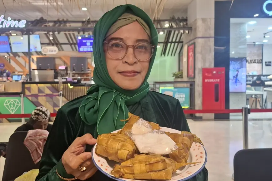 Kupat Keteg, Kuliner Khas Gresik yang Dicuci Khusus Pakai Air Sumber Lanthung