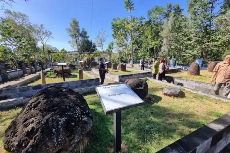 Museum Terbuka Megalitik Bondowoso Resmi Terverifikasi Kementerian Kebudayaan RI