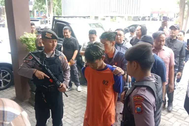Pelaku Tipu Daya Jual Beli Kambing Diciduk Polres Jombang