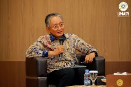 Menteri PU paparkan arah baru infrastruktur di Unair Surabaya