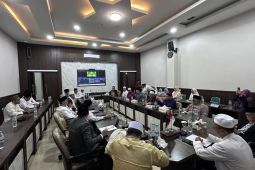 Belasan Mufti Kerajaan Perak-Malaysia belajar tarekat ke PWNU Jatim