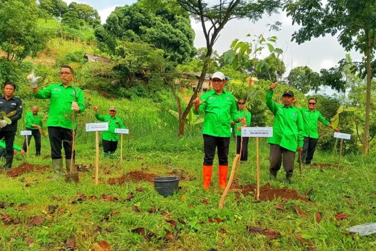 PKB Kota Batu Fokuskan Gerakan Tanam Pohon di TPA dan Kawasan Rawan Lingkungan