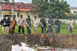 Karantina Jatim musnahkan komoditas pertanian ilegal