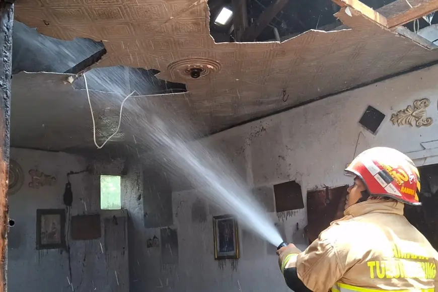 Tiga Kebakaran Terjadi Hanya dalam Enam Jam di Tulungagung