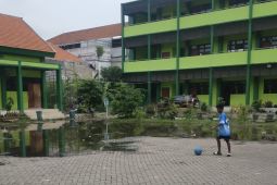 Pemkot Surabaya pastikan KBM SDN Ujung V Surabaya normal