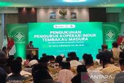 Menkop kukuhkan koperasi tembakau pertama di Indonesia
