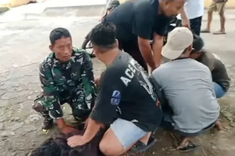 Datangi Guru Ngaji Sembari Bawa Sajam, Pria Depresi di Jombang Diamankan Aparat