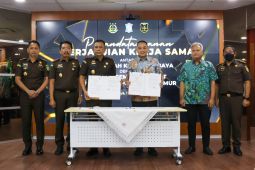 Pemkot Surabaya-Kejati Jatim selamatkan aset PDAM dan Kolam Renang Brantas