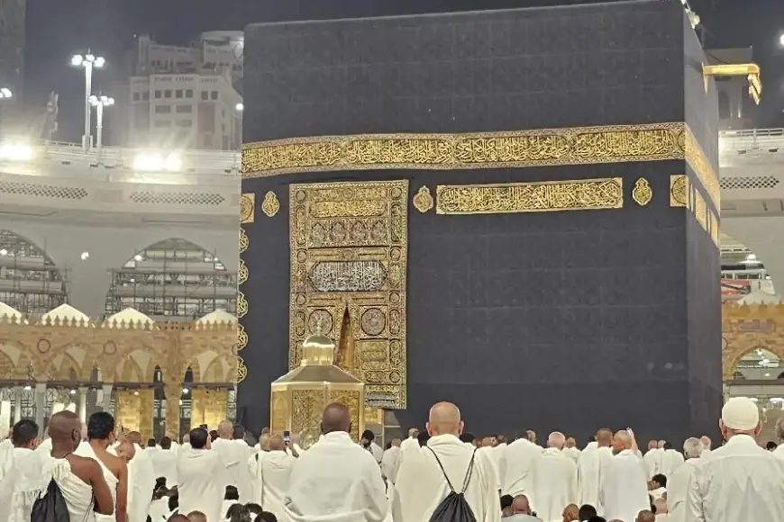 58.000 Jemaah Umrah Indonesia Masih di Arab Saudi, Sejumlah Keberangkatan Ditunda