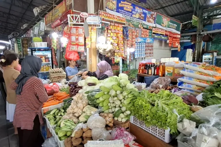 Harga Pangan di Pasar Tradisional Gresik Mulai Melandai Pascalibur Lebaran 2026