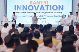 Gibran ajak santri Ponpes Tremas Pacitan kuasai AI