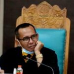 Pakar minta BK DPRD Jember sanksi legislator main gim saat rapat