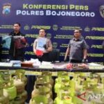 Polres Bojonegoro tangkap pelaku pengoplos elpiji subsidi