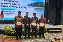 Anggota DPR RI dorong penguatan identitas pariwisata daerah
