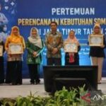 Pamekasan terima penghargaan Pemprov Jatim terkait layanan kesehatan