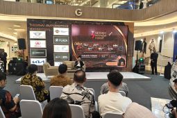 Belasan kendaraan ikut pameran otomotif di Surabaya