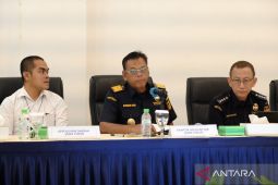 DJBC Jatim I catat penerimaan Rp38,99 triliun pada semester I 2026