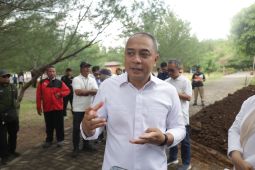 Pemkot Surabaya ajak warga ikut awasi fasilitas umum