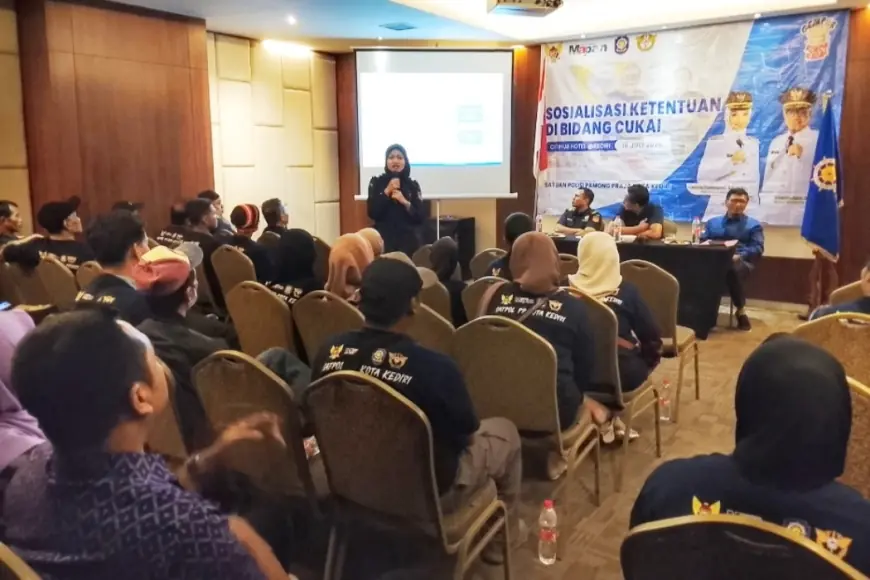 Pemkot Kediri Sosialisasikan Ketentuan Cukai 2026, Pemilik Toko Kelontong Diminta Tolak Rokok Ilegal