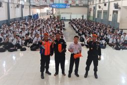 Daop 7 Madiun edukasi keselamatan perlintasan di sekolah