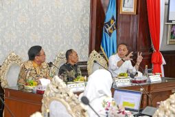 Wali Kota Surabaya dan Dewas KPK bahas optimalisasi barang rampasan
