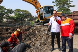Pemkot Surabaya perketat pengawasan proyek pelebaran saluran air