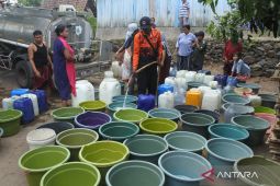 Pemkab Situbondo libatkan banyak pihak tangani kekurangan air bersih