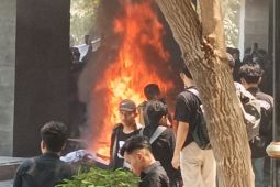 Mahasiswa UINSA Surabaya gelar aksi sampaikan sejumlah tuntutan