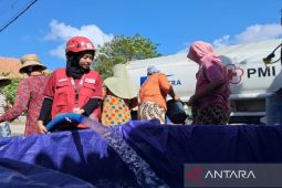 PMI Pamekasan salurkan 490.050 liter air bersih ke 16 desa